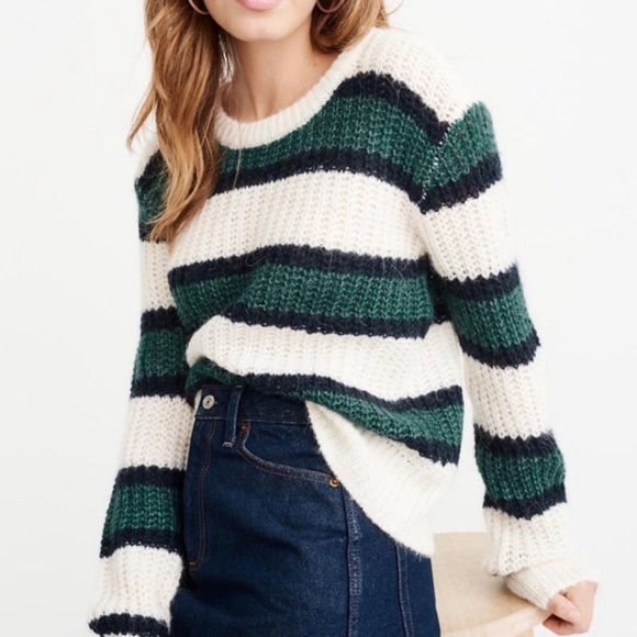 Abercrombie & Fitch Sweaters - Abercrombie & fitch striped sweater